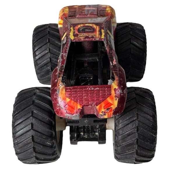 Hot Wheels Maximum Destruction Monster Jam Truck Scale Model Rare Red‎ Color - Picture 3 of 5